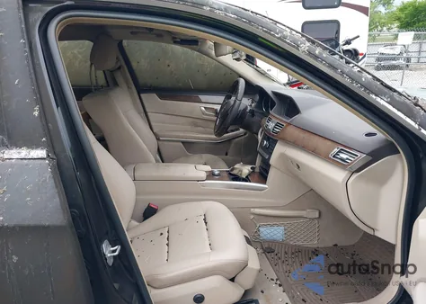 2014 Mercedes-Benz E 350 4Matic z USA, uszkodzony, nr VIN WDDHF8JB6EB010131